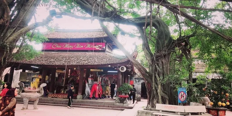 Đền Mẫu