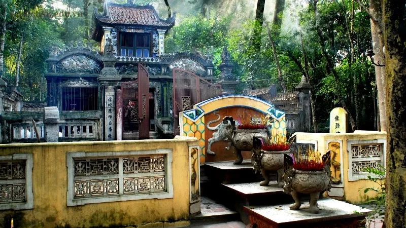Đền Đức Hoàng 2